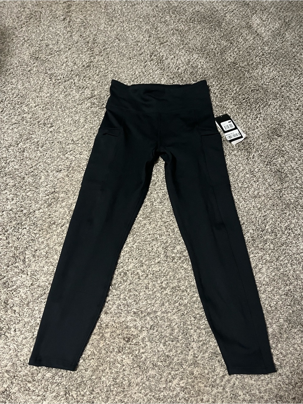 Eddie Bauer Black High-Rise Leggings with Side Pockets